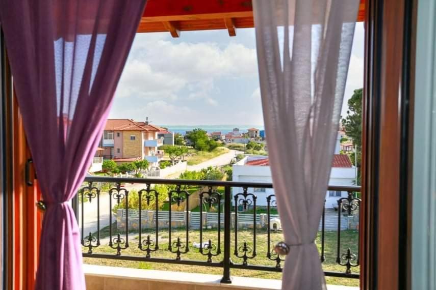 Nikiti View Apartment Bagian luar foto