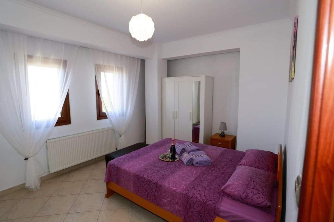 Nikiti View Apartment Bagian luar foto